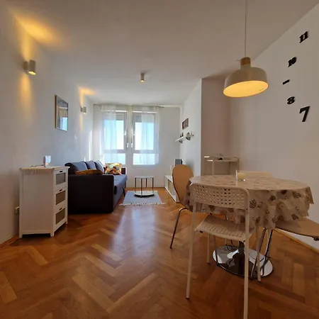 Ivan Apartment *